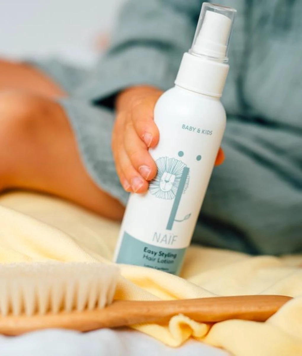 Naïf Combinatie Shampoo & Haarlotion - Babyverzorging - Voordeelverpakking - 2 Stuks - Met Natuurlijke Ingrediënten 4 Naïf Combinatie Shampoo & Haarlotion - Babyverzorging - Voordeelverpakking - 2 Stuks - Met Natuurlijke Ingrediënten - Afbeelding 4