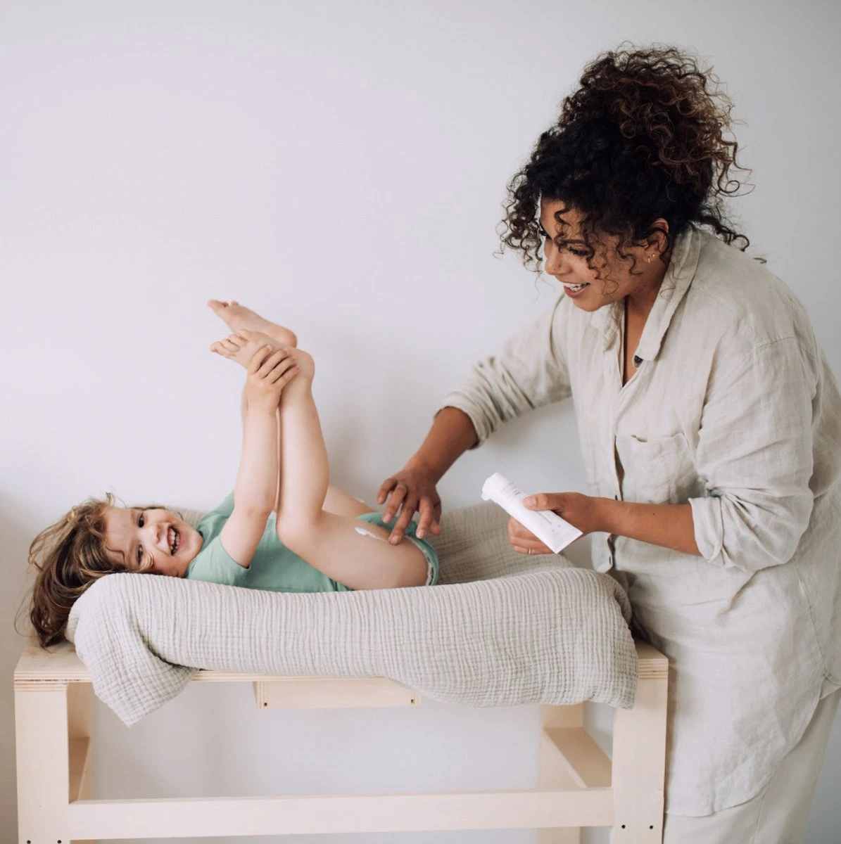 Naïf Billencrème Voor De Gevoelige Huid Met Zink - Parfumvrij - Baby & Kids - 75ml - Met Natuurlijke Ingrediënten 5 Naïf Billencrème Voor De Gevoelige Huid Met Zink - Parfumvrij - Baby & Kids - 75ml - Met Natuurlijke Ingrediënten - Afbeelding 5