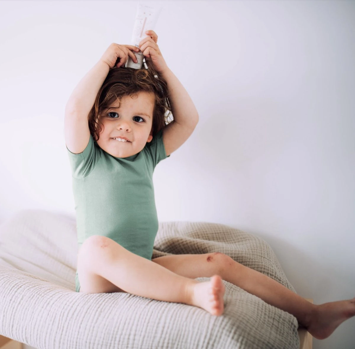 Naïf Billencrème Voor De Gevoelige Huid Met Zink - Parfumvrij - Baby & Kids - 75ml - Met Natuurlijke Ingrediënten 3 Naïf Billencrème Voor De Gevoelige Huid Met Zink - Parfumvrij - Baby & Kids - 75ml - Met Natuurlijke Ingrediënten - Afbeelding 3