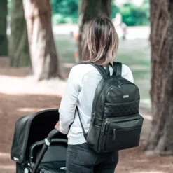 Kidzroom Popular Luiertas Rugzak - Zwart - Verschoonmatje - Flessenhouder 29 Kidzroom Popular Luiertas Rugzak - Zwart - Verschoonmatje - Flessenhouder -Babyproducten Winkel 1200x1200 1058