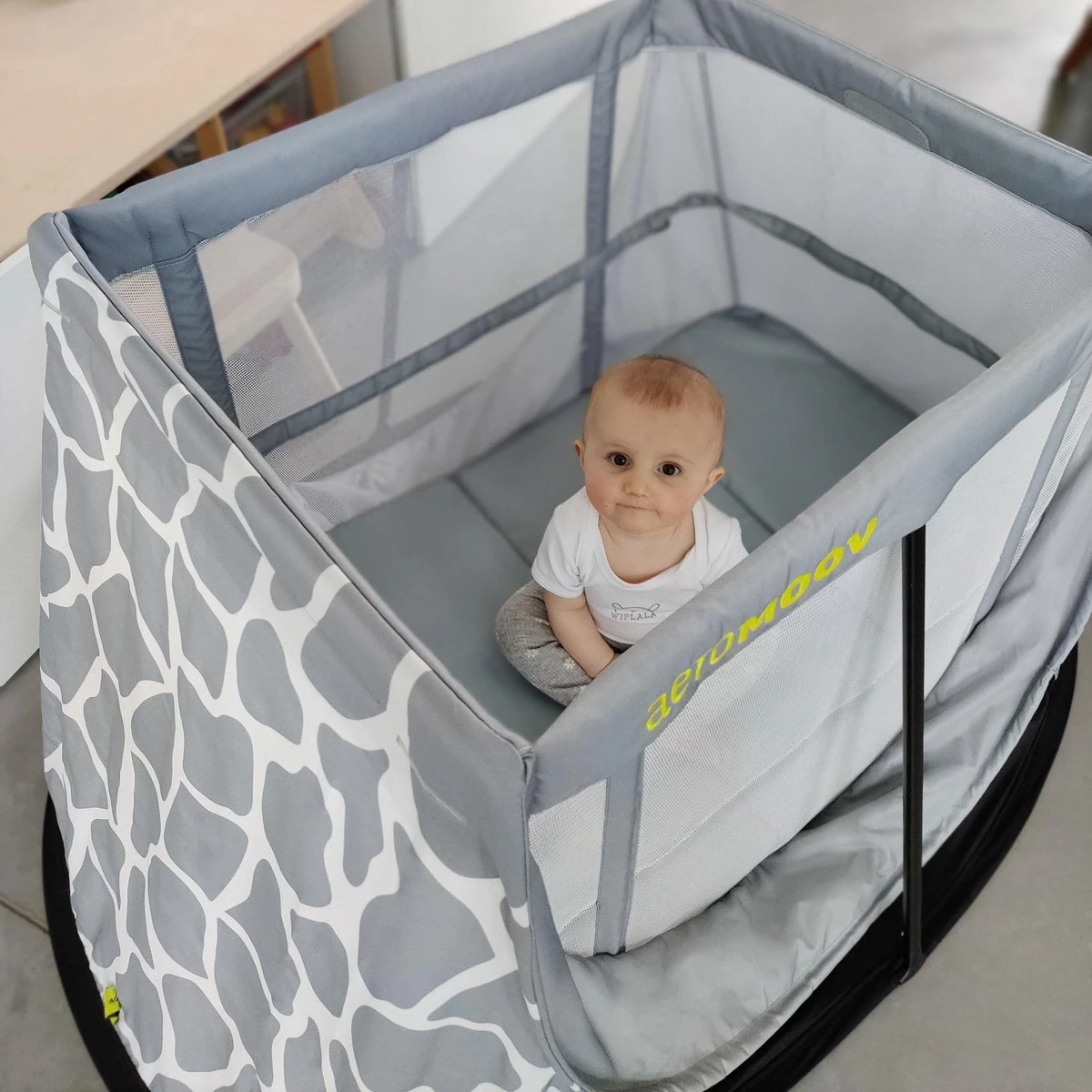 AeroMoov Instant Travel Cot Reisbed - Giraph Sky 5 AeroMoov Instant Travel Cot Reisbed - Giraph Sky - Afbeelding 5