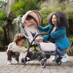 Hamilton By Yoop X1 Plus Kinderwagen - Buggy Met Monteerbare Wieg - Premium Stroller Met One Hand Folding Technologie - Nieuw, Hoger, Uitgebreider 2023 Model - Kaki - Licht, Verstelbaar, Wendbaar En Geschikt Van 0 Maanden Tot 4 Jaar -Babyproducten Winkel 1200x1200 1825