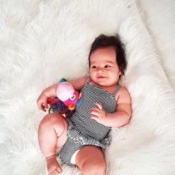 Playgro Clip Clop Rammelaar - Roze - Activiteitenspeeltje - Kraamkado -Babyproducten Winkel 1200x1200 2142