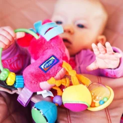 Playgro Clip Clop Rammelaar - Roze - Activiteitenspeeltje - Kraamkado -Babyproducten Winkel 1200x1200 2144