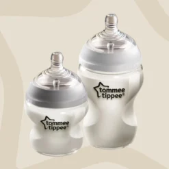 Tommee Tippee Closer To Nature - Flessen Starterpakket Voor Pasgeboren Baby's - Tepelspenen Met Anti-koliek Ventiel - Gemengde Maten - Multi -Babyproducten Winkel 1200x1200 2741