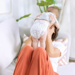 LILLYDOO Huidvriendelijke Luiers - Maat 2 (4-8 Kg) - 185 Stuks - Maandbox -Babyproducten Winkel 1200x1200 43