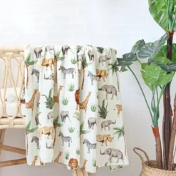 Hydrofiele Doeken - Hydrofiele Doek XL - Jungle - Hydrofiel - Safari - 120x120cm - Hydrofiel - Swaddle - Hydrofiele Luier -XL - Bamboe - Hydrofieldoek - Hydrofiele Doek Giraffe - Emmailloter - Kraamcadeau -Babyproducten Winkel 1200x1200 861