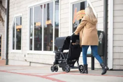 Joovy Caboose Too Ultralight Dubbele Buggy - Zwart - Duo Buggy - Lichtgewicht 17 Joovy Caboose Too Ultralight Dubbele Buggy - Zwart - Duo Buggy - Lichtgewicht -Babyproducten Winkel 1200x798 16