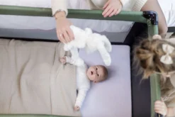 Qute Campingbed Q-sleep Olijfgroen/zwart -Babyproducten Winkel 1200x800 125