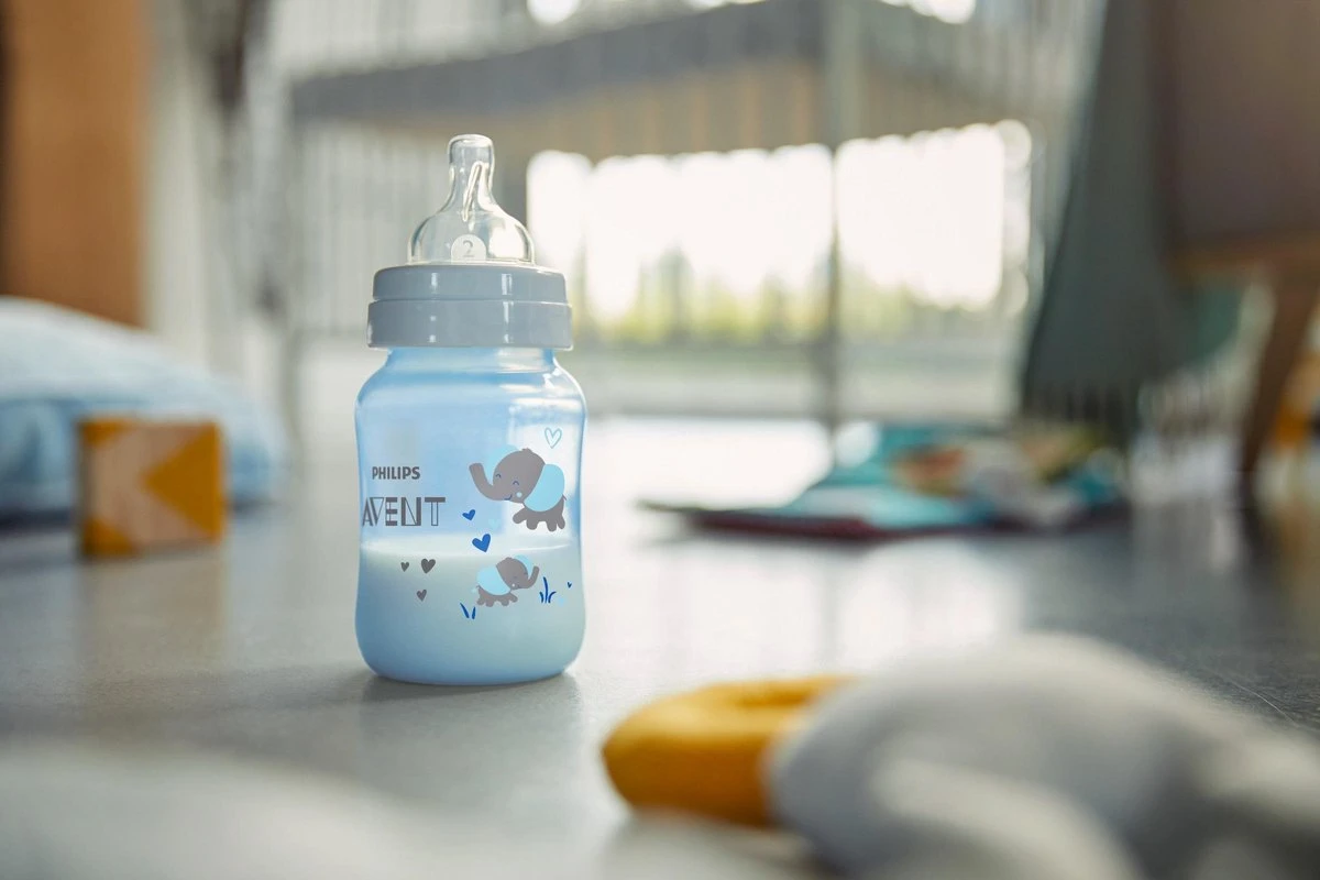 Philips Avent Anti-colic SCF821/15 - Babyfles (260 Ml) - 1 Stuk - Blauw 5 Philips Avent Anti-colic SCF821/15 - Babyfles (260 Ml) - 1 Stuk - Blauw - Afbeelding 5