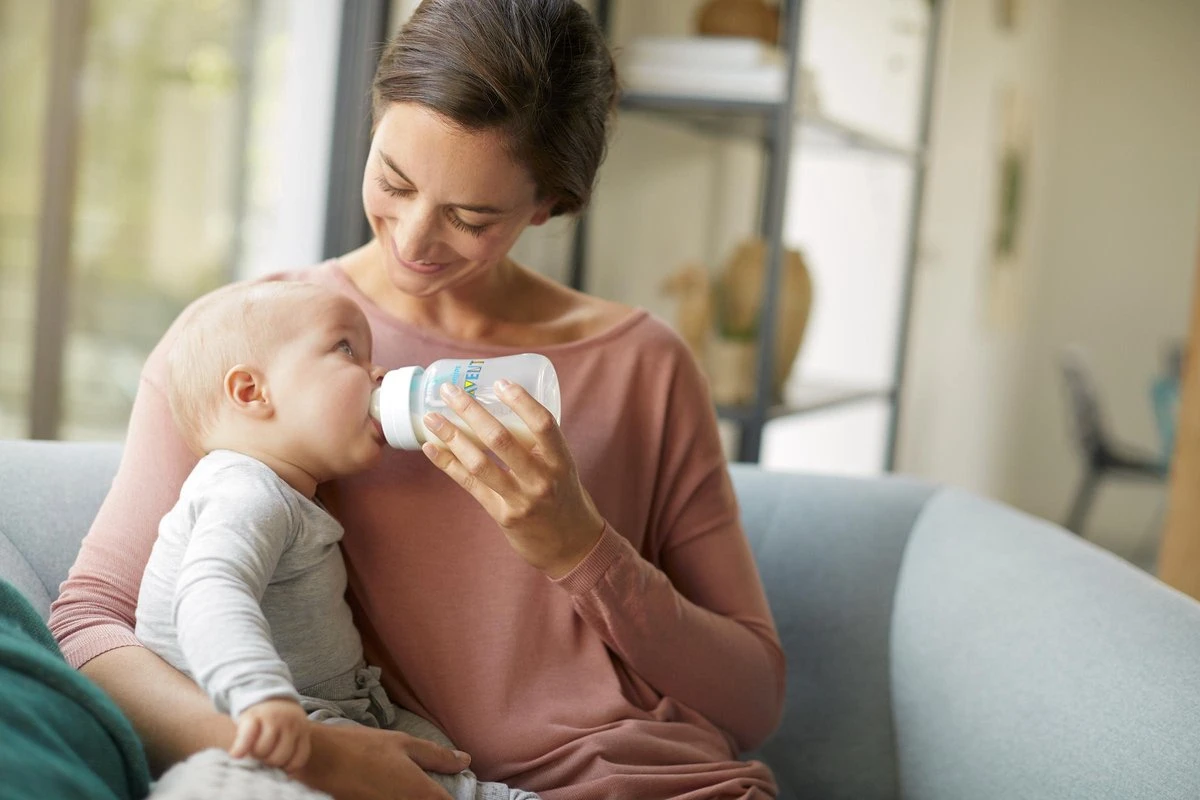 Philips Avent SCF810/14 Anti-Colic Babyfles (125ml) - Met AirFree Ventiel - 1 Stuk 8 Philips Avent SCF810/14 Anti-Colic Babyfles (125ml) - Met AirFree Ventiel - 1 Stuk - Afbeelding 8