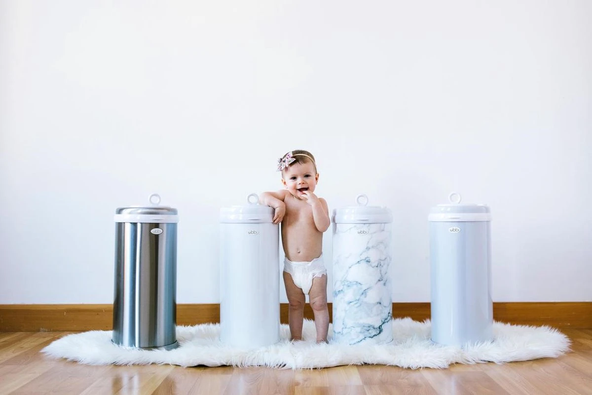 Ubbi® Ubbi Luieremmer - Marble - Metaal - Geurloos - Geen Navulcassettes Nodig 2 Ubbi® Ubbi Luieremmer - Marble - Metaal - Geurloos - Geen Navulcassettes Nodig - Afbeelding 2