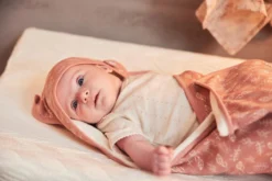 Jollein Badcape Meadow 75x75cm - Rosewood 17 Jollein Badcape Meadow 75x75cm - Rosewood -Babyproducten Winkel 1200x800 88