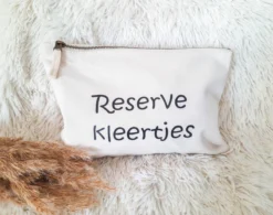 Westford Mill Organizer | Reserve Kleertjes | Etui | Opbergtasje | Katoen | Luiertas | Naturel | Opgeruimd | Baby | Kraamcadeau 8 Westford Mill Organizer | Reserve Kleertjes | Etui | Opbergtasje | Katoen | Luiertas | Naturel | Opgeruimd | Baby | Kraamcadeau -Babyproducten Winkel 1200x947 2