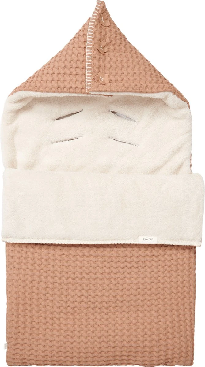 Koeka Oslo Voetenzak Autostoel 0+ 3 Punts - Lichtbruin - Wit 1 Koeka Oslo Voetenzak Autostoel 0+ 3 Punts - Lichtbruin - Wit