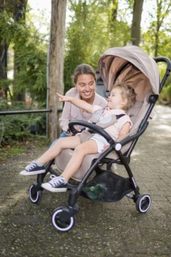 Hamilton By Yoop X1 Plus Kinderwagen - Buggy Met Monteerbare Wieg - Premium Stroller Met One Hand Folding Technologie - Nieuw, Hoger, Uitgebreider 2023 Model - Kaki - Licht, Verstelbaar, Wendbaar En Geschikt Van 0 Maanden Tot 4 Jaar -Babyproducten Winkel 800x1200 175