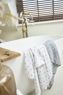 Meyco X Mrs.Keizer Louis Hydrofiele Doeken - 3-pack - Grijs - 70x70cm -Babyproducten Winkel 800x1200 47