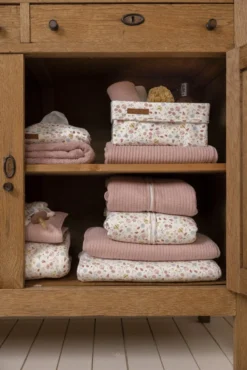 Little Dutch Luieretui Flowers & Butterflies 7 Little Dutch Luieretui Flowers & Butterflies -Babyproducten Winkel 801x1200 41