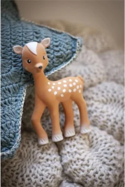 Sophie De Giraf- Bijtspeelgoed - FanFan Het Hertje - 100% Natuurlijk Rubber 9 Sophie De Giraf- Bijtspeelgoed - FanFan Het Hertje - 100% Natuurlijk Rubber -Babyproducten Winkel 804x1200 13