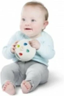 Sophie De Giraf - So Pure - Speelbal - Senso Ball - 100% Natuurlijk Rubber 8 Sophie De Giraf - So Pure - Speelbal - Senso Ball - 100% Natuurlijk Rubber -Babyproducten Winkel 807x1200 2