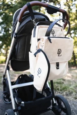 Deryan Luiertas Rugzak Met Verschoonmatje - Inclusief Flessenwarmhouder - Kinderwagenhaken En Isoleervak - Cream -Babyproducten Winkel 810x1200 4