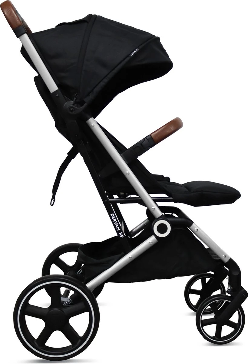 Deryan Luxe XP Buggy XL - Compact Lichtgewicht - Zwart - Aluminium Frame 1 Deryan Luxe XP Buggy XL - Compact Lichtgewicht - Zwart - Aluminium Frame