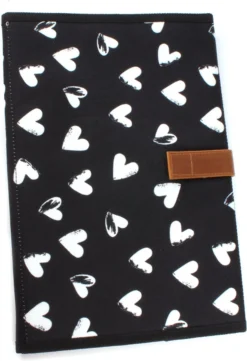 Kidzroom Black And White Luiertas - Zwart - Ophanglussen Kinderwagen - Verschoonmatje - Verstelbare Schouderband 25 Kidzroom Black And White Luiertas - Zwart - Ophanglussen Kinderwagen - Verschoonmatje - Verstelbare Schouderband -Babyproducten Winkel 822x1200 2