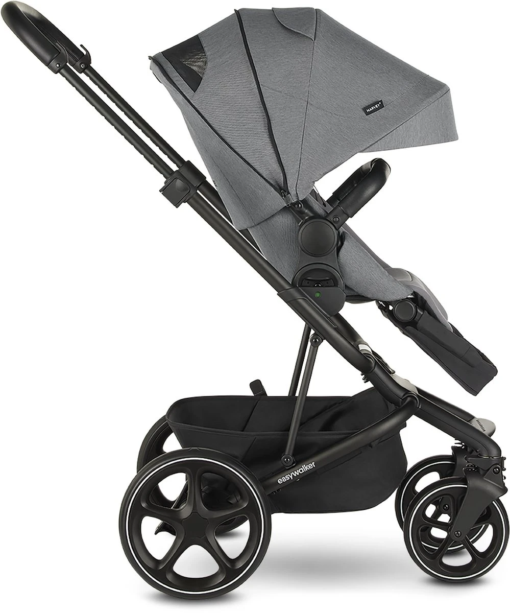 Easywalker Harvey 3 / Harvey³ Voordeelset Bestaande Uit Kinderwagen, Reiswieg, Voetenzak, Regenhoes Voor Zitting En Reiswieg, Hoes Voor De Reiswiegmatras - Kleur Fossil Grey 7 Easywalker Harvey 3 / Harvey³ Voordeelset Bestaande Uit Kinderwagen, Reiswieg, Voetenzak, Regenhoes Voor Zitting En Reiswieg, Hoes Voor De Reiswiegmatras - Kleur Fossil Grey - Afbeelding 7